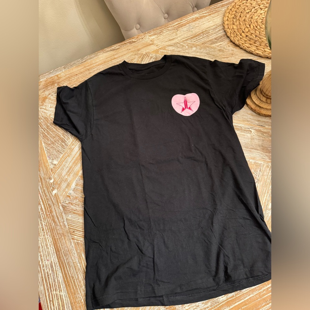 Jeffery Star Valentine Heart Candy 💌 T-Shirt - Great Condition - Size Medium - Picture 3 of 5